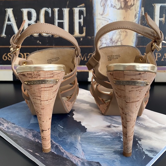 Michael Kors heels Size 9 - Picture 3 of 6